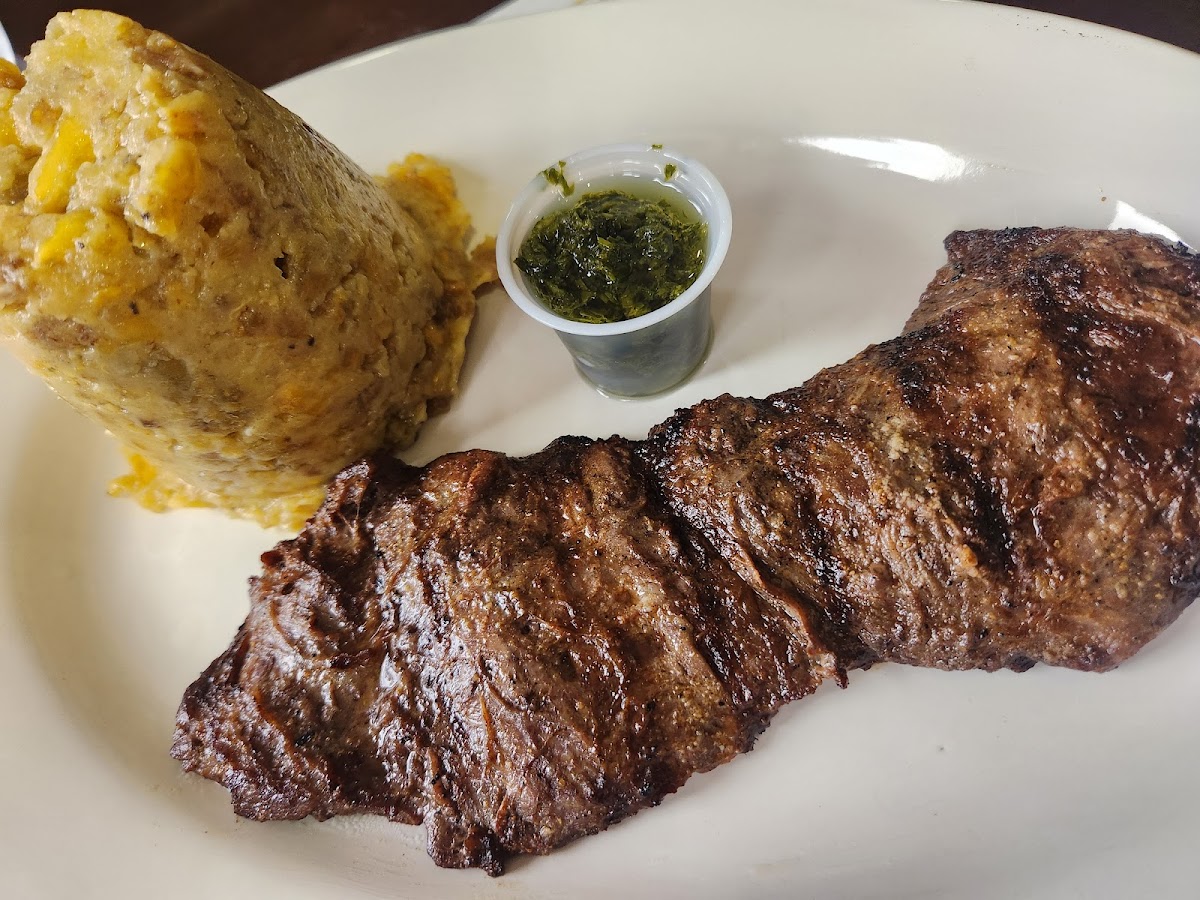 El Castillo Criollo Rest.-2