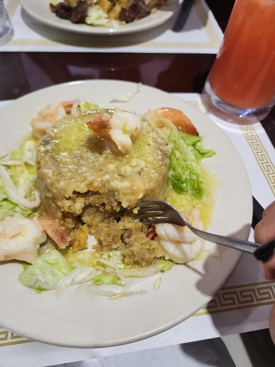 El Castillo Criollo Rest.-6